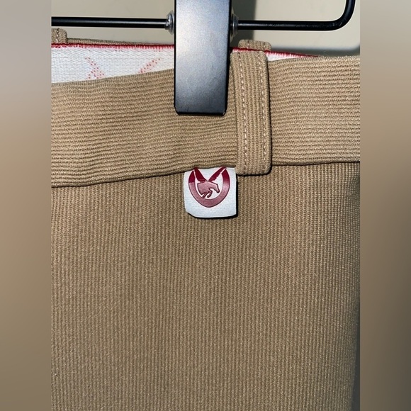 John Field full seat khaki breeches has a 24in waist by measurement - Picture 4 of 12